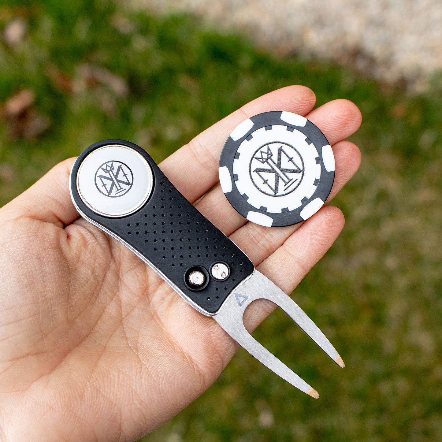 Ahead Switchfix Divot Repair Tool & Ball Marker Set